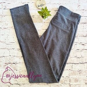 HUE | High Waist Gray Leggings with Front Seam